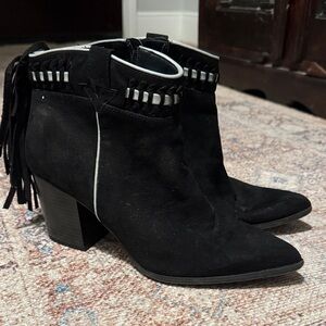 Qupid Black Ankle Boots with Fringe and Studs